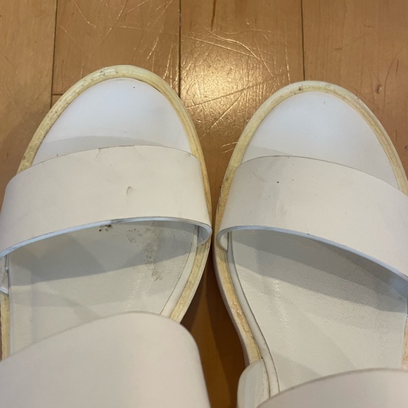 Nasty Gal Faux Leather Cleated Chunky White Sandals - Picture 9 of 9